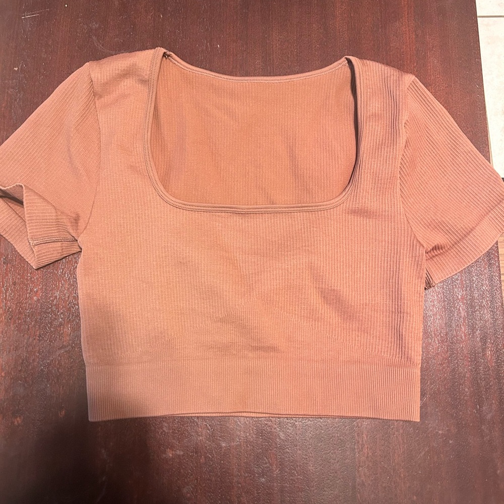 2 OQQ Women's Tan Ribbed Crop Top